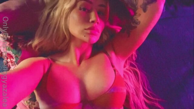 Iggy Azalea/0nlyfans show off body Lewd !!!