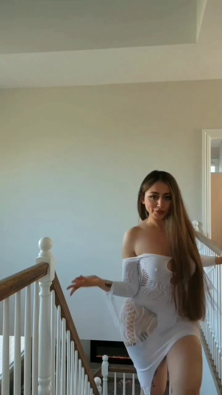 Aliyah Marie – Erotic body – Big BOOBS