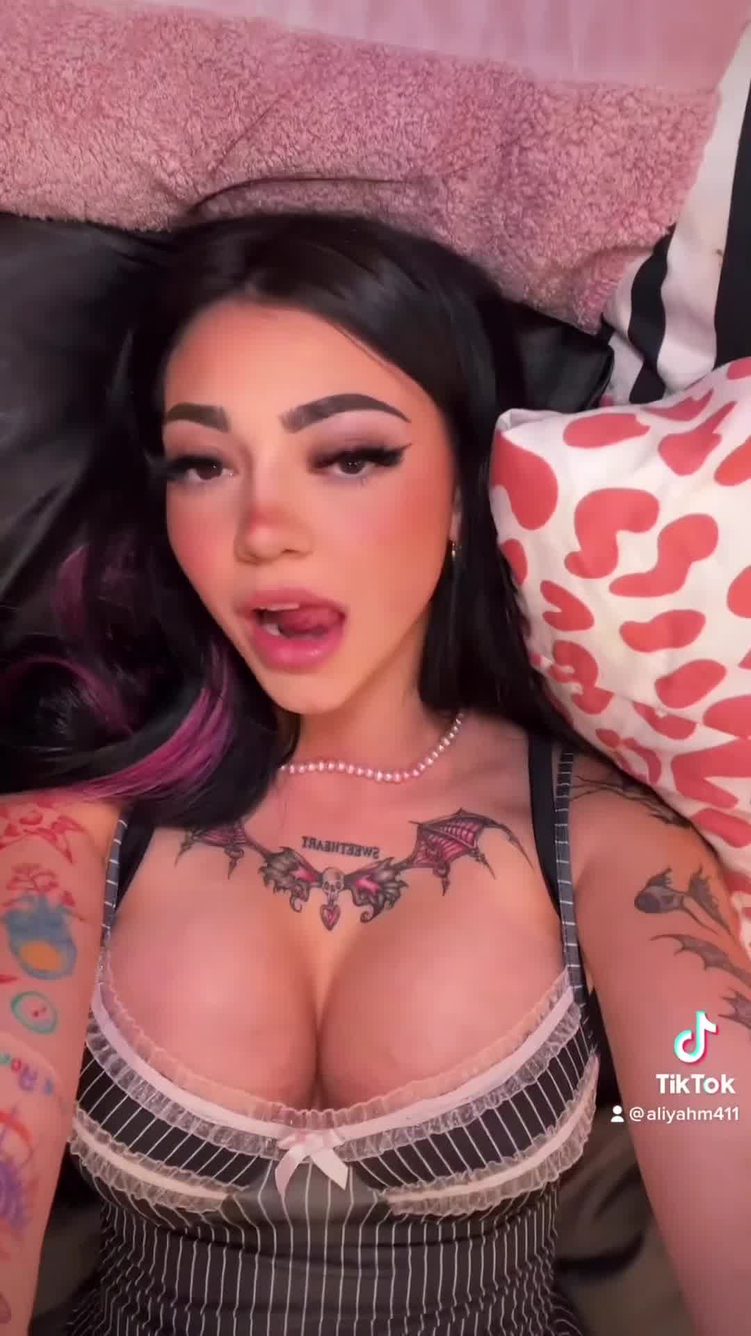 Aliyah Marie too slut – Video from 0nlyF