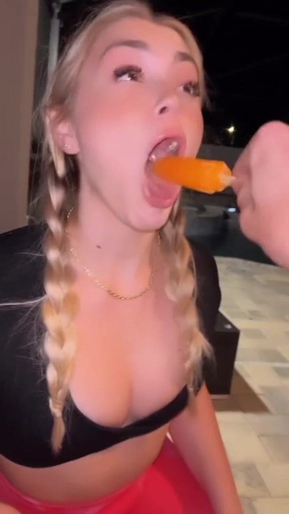 Coco koma – She actualy need a big D