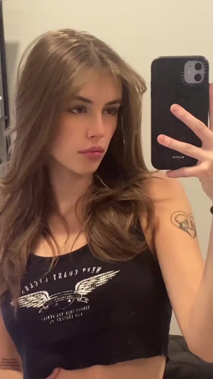 Anna Shumate – Such a beautiful girl – New Video