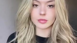 BrookeAB – So beautiful girl – New video