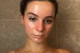 Kaitlynkrems onlyfans leak video – nude shower show off big BOOBS in bath