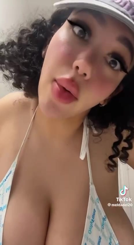 Meldadel onlyfans leak – Wow super Big BOOBS