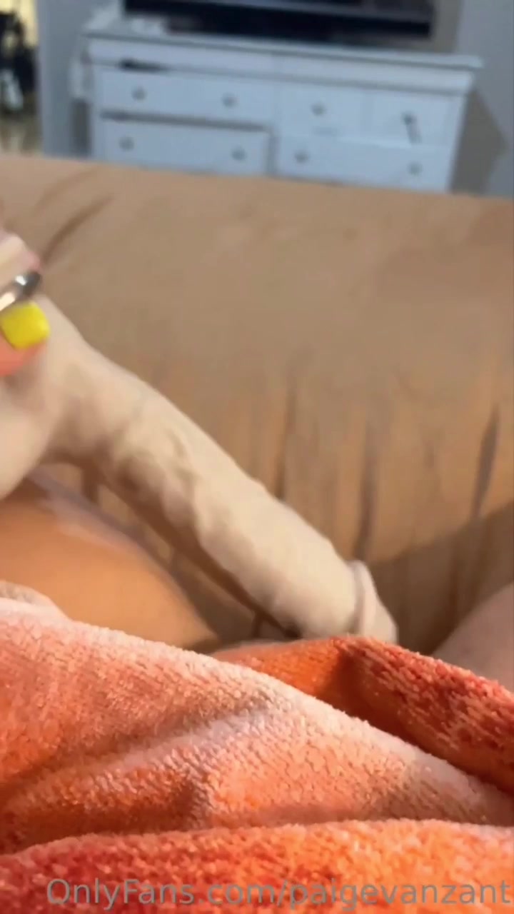Paige VanZant onlyfans leak – Playing with a Dildo