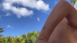 Pauline Tantot onlyfans leak – Nude Show pussy rubbing in the pool