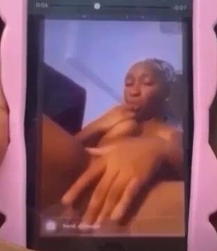 Buba Girl / Esther Raphael onlyfans leak – Nude show pussy fingering
