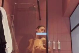 Anna Malygon onlyfans leak video full nude show off perfect body in bath