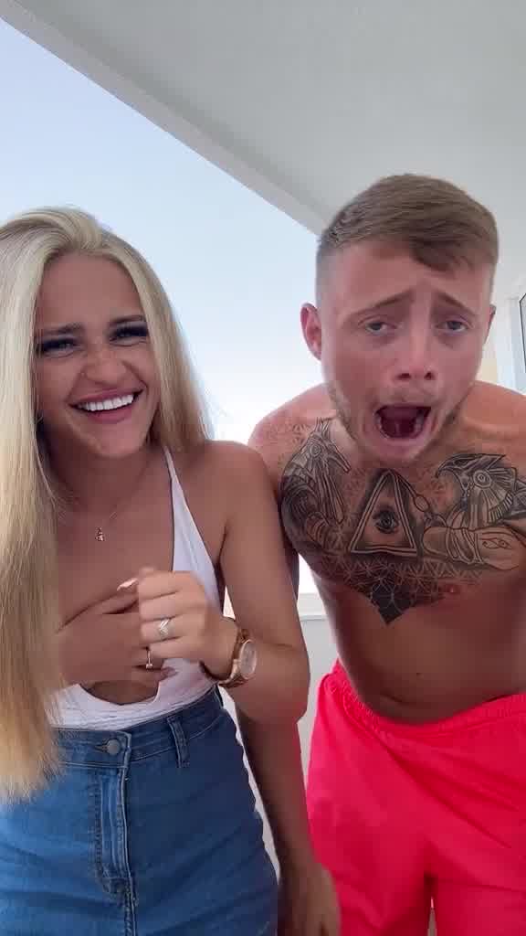 Sophie Aspin onlyfans leak video – Nipslip