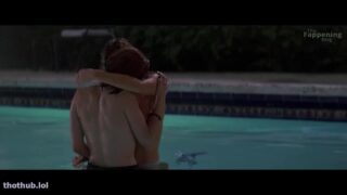 Denise Richards sextape – Threesome / Lesbians in the pool