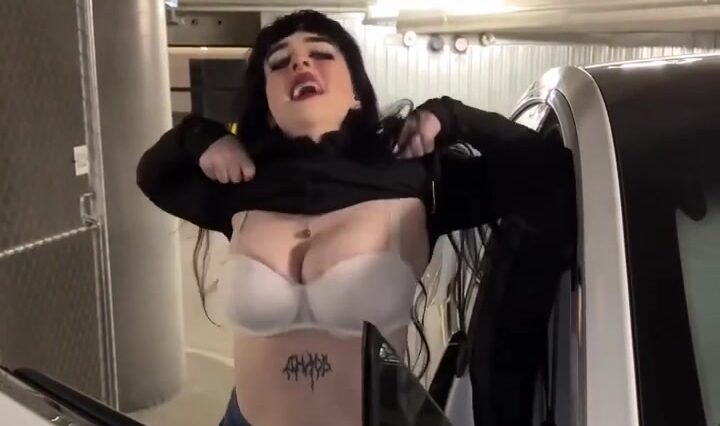 Lara rose onlyfans leaked – Flashing big boobs with Bf