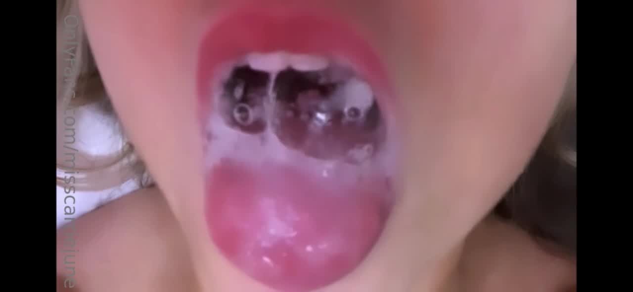 misscarriejune Onlyfans leaked – Cumshot in mouth / Facial