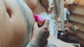 jodie marsh onlyfans leaked – Sluts mom masturbates with sex toy